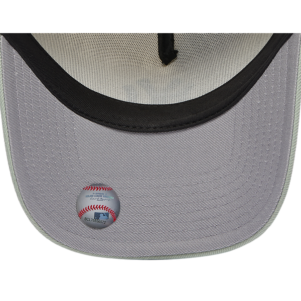 New Era Yankees 940 A-Frame Cap - Adult - Chrome/Green - Image 5
