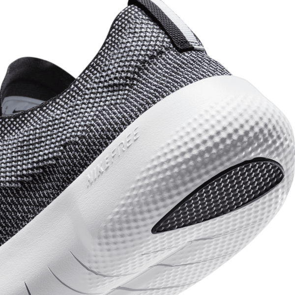 Nike Free 2025 - Men's - Black/White - Image 8